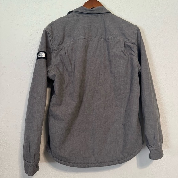 Men's The North Face Gray Heavy Sherpa Lined Campshire Shirt Jacket - Picture 9 of 11